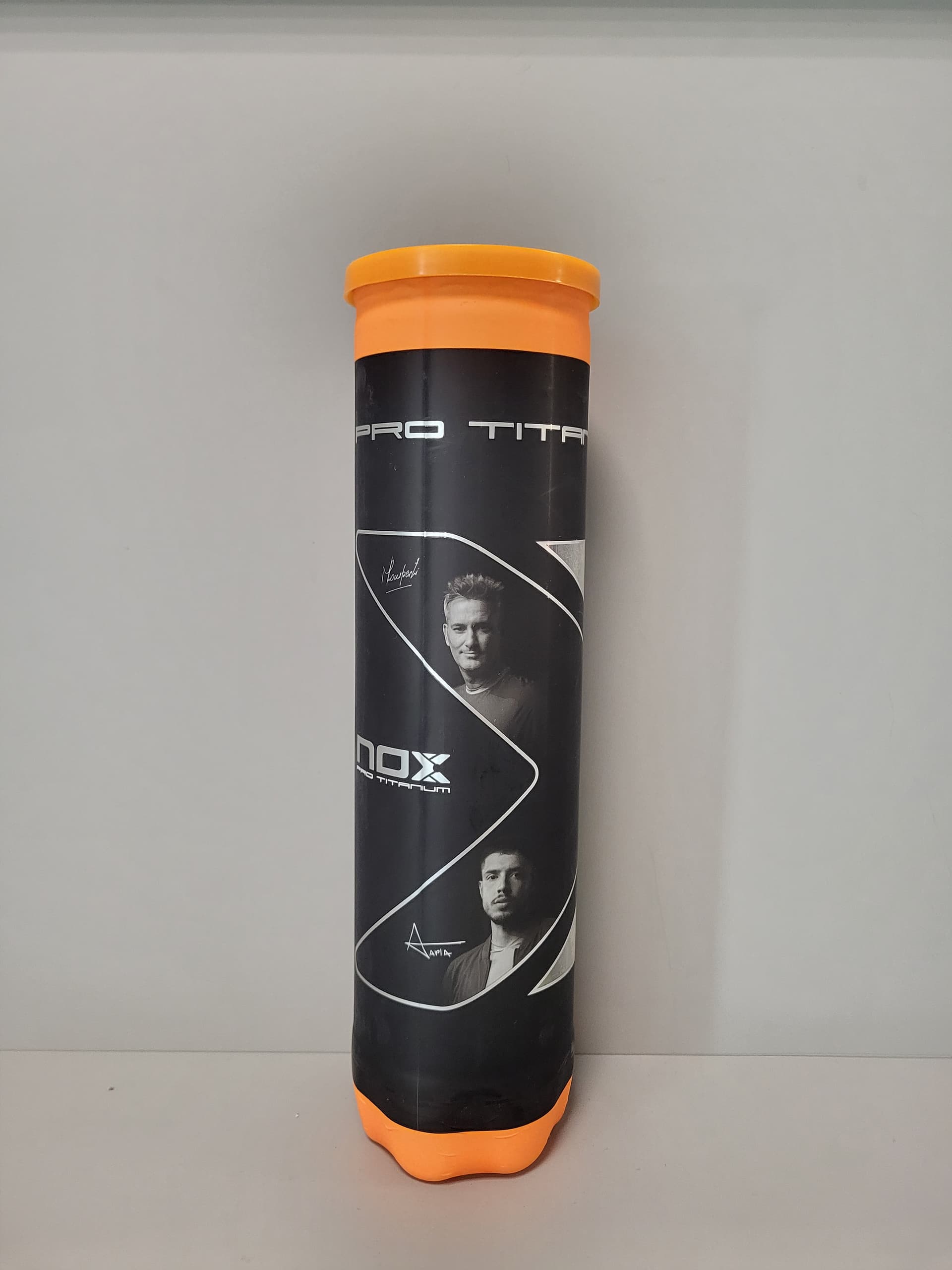 М'ячі падел Nox Pro Titanium 4 м'яча - зображення 1