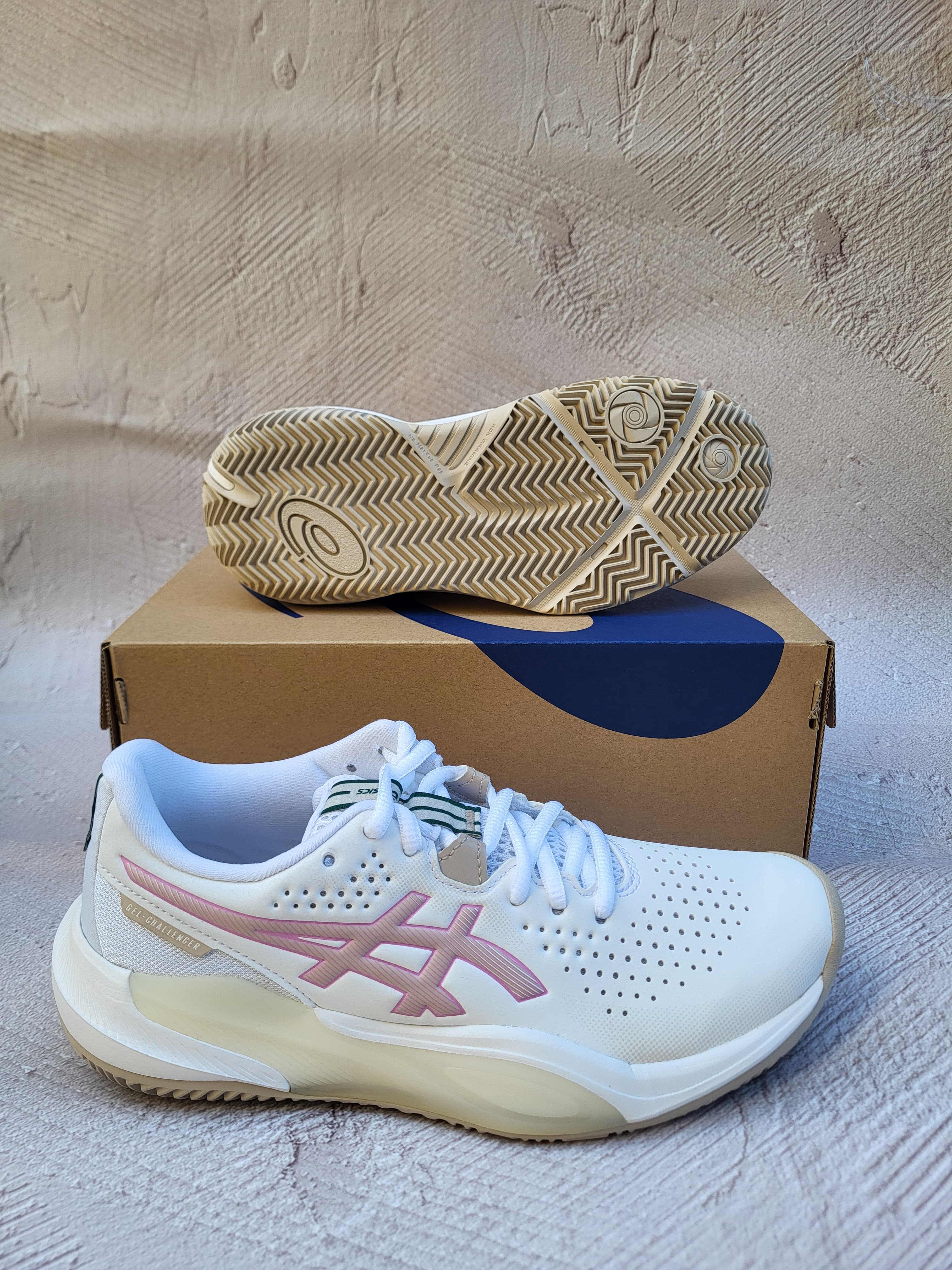 Кросівки жіночі Asics Gel-Challenger 15 padel white/bubblegum (1042A296-102)