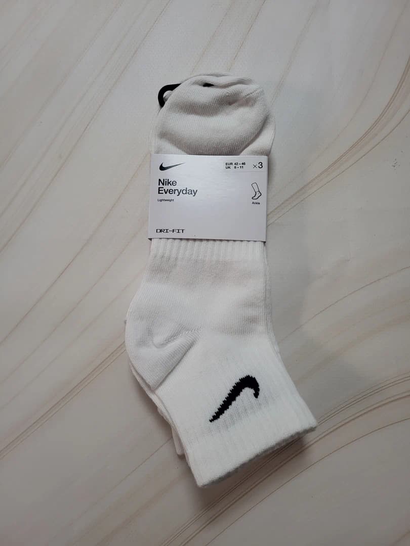 Шкарпетки Nike Everyday lightweight 3 пари white no cushon (SX7677-101) - зображення 1