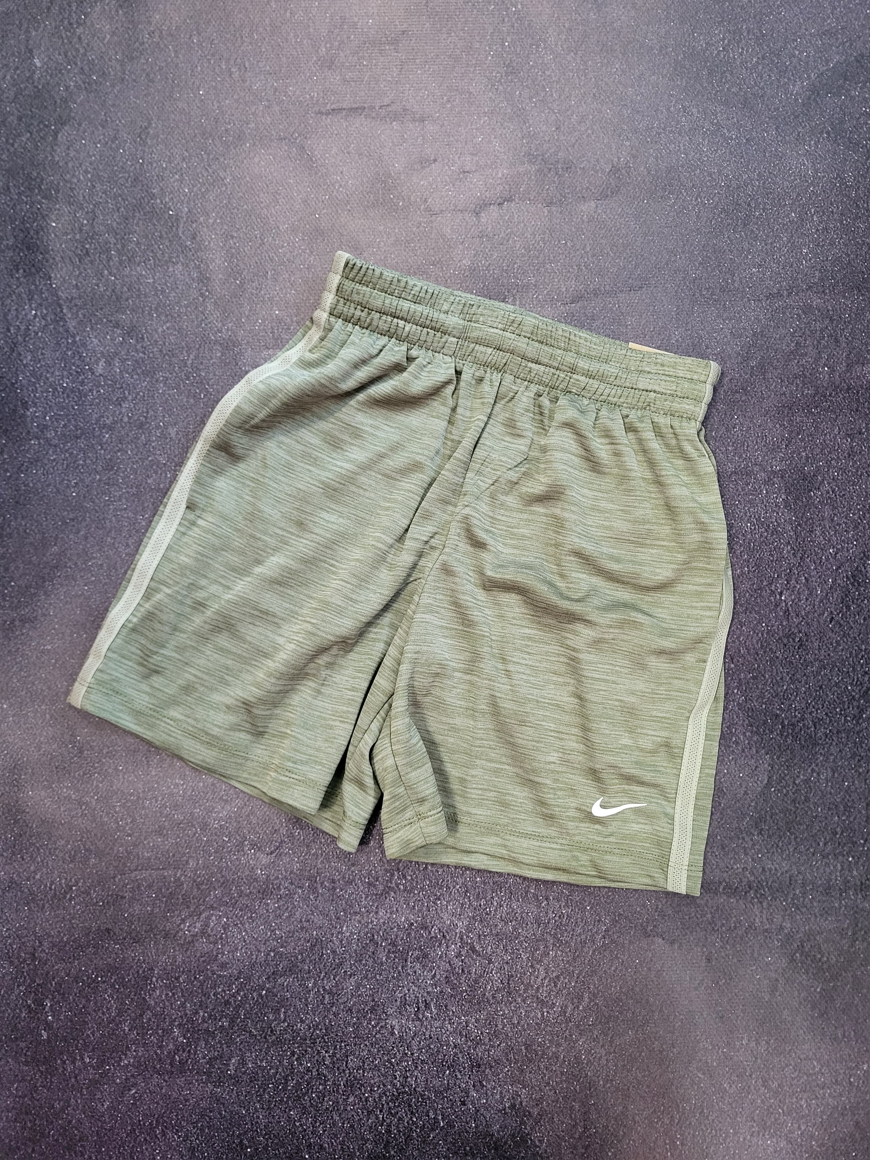 Шорти Nike Boy Dri-fit Multi short green (HF9006-304)