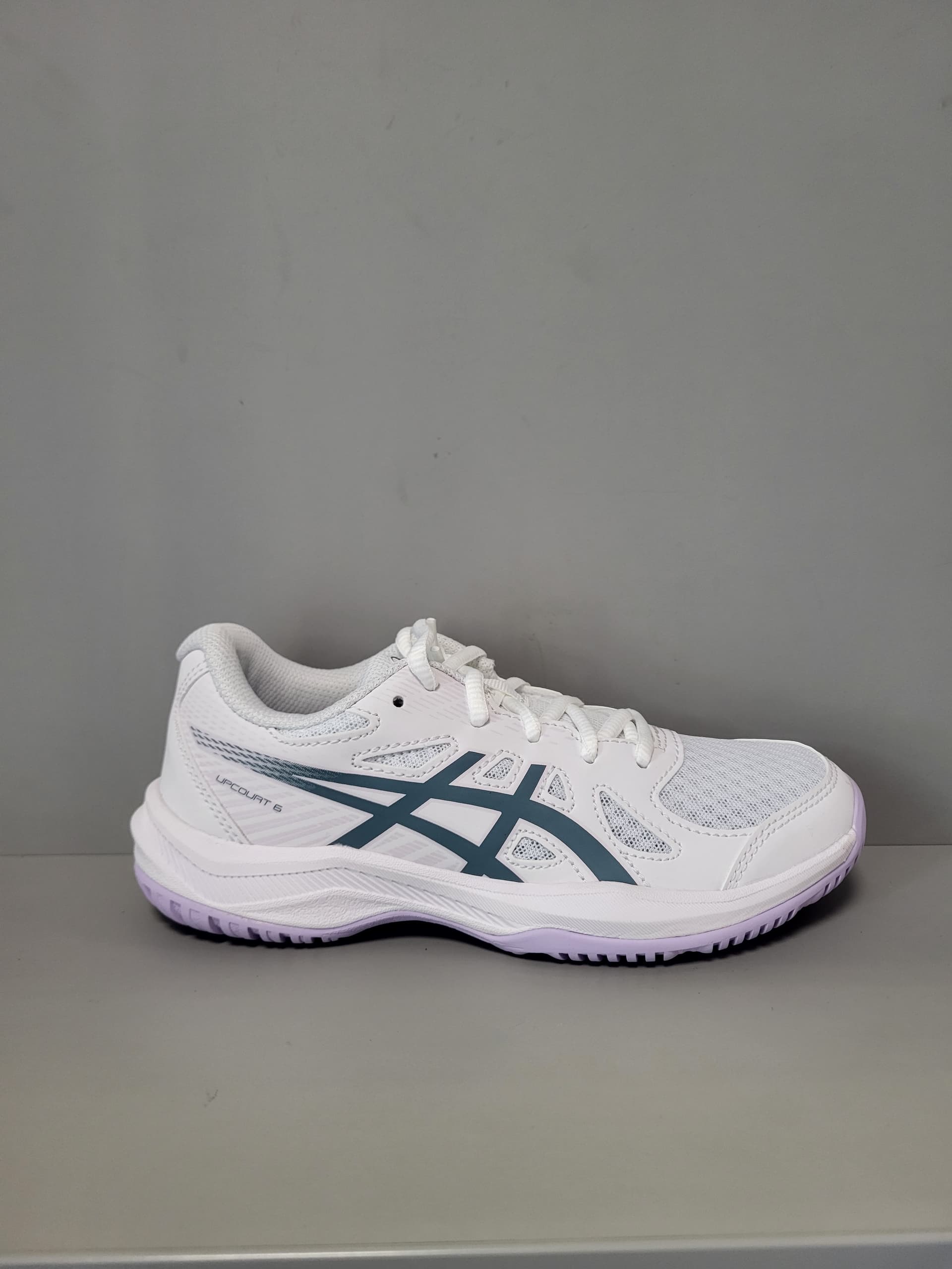 Кросівки дитячі Asics Upcourt 9 white/foggy teal (1074A045-102) - зображення 1