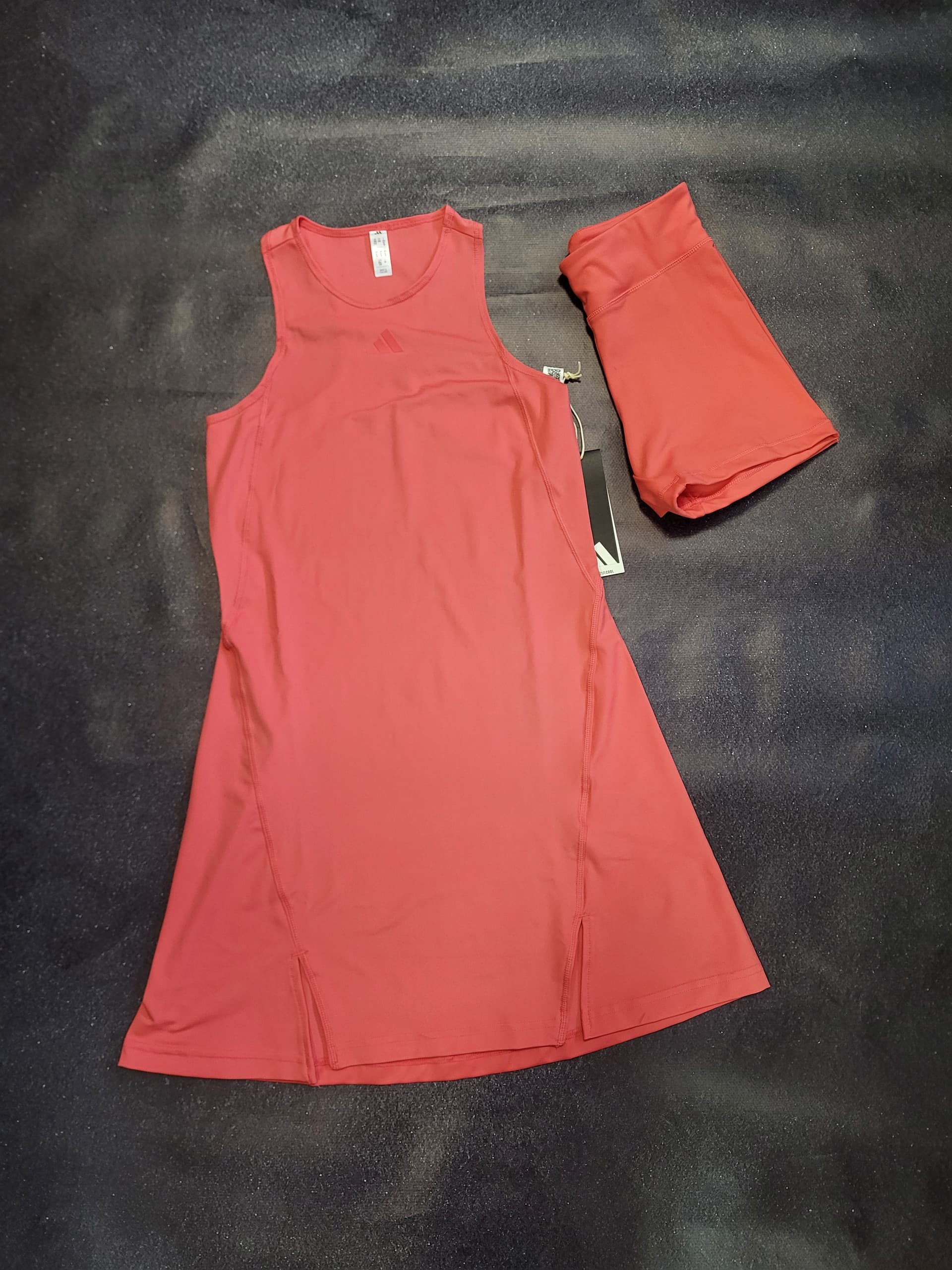 Сукня жін. Adidas Club tennis dress coral шорти в комплекті (KQ8237) - зображення 1